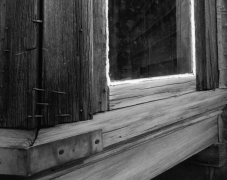 WINDOWSILL, BODIE 2006